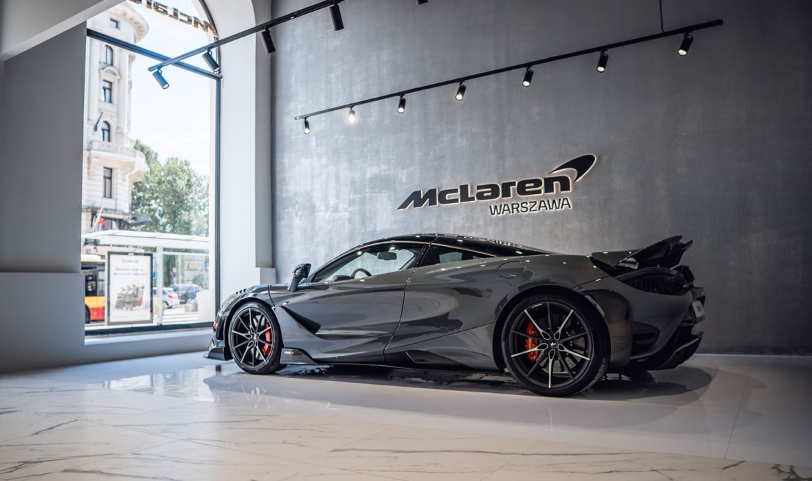 McLaren showroom Warszawa
